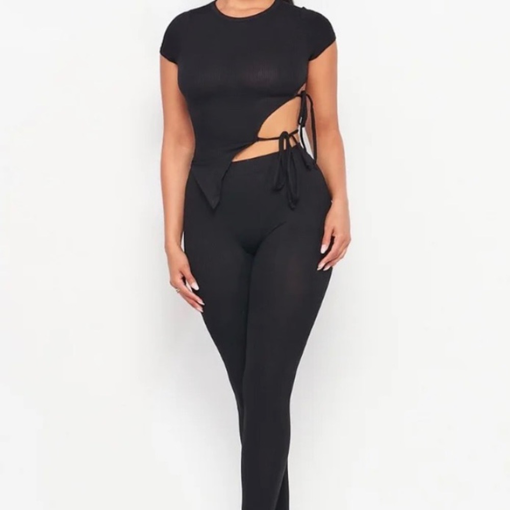 2 piece cut out set